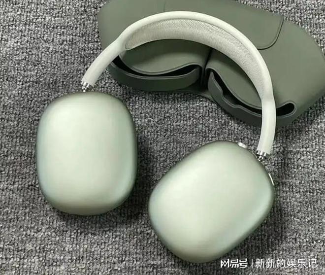 戴降噪耳机舒适稳定m6米乐注册3款头(图2)